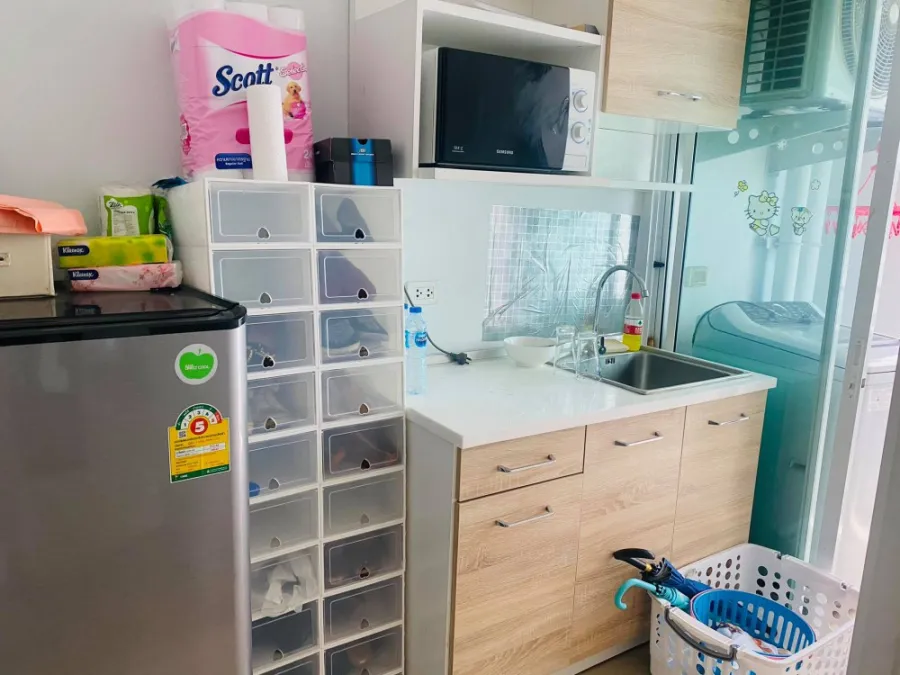 Plum Condo Phaholyothin 89 for rent, large room, good furniture. complete facilities If interested, hurry up.