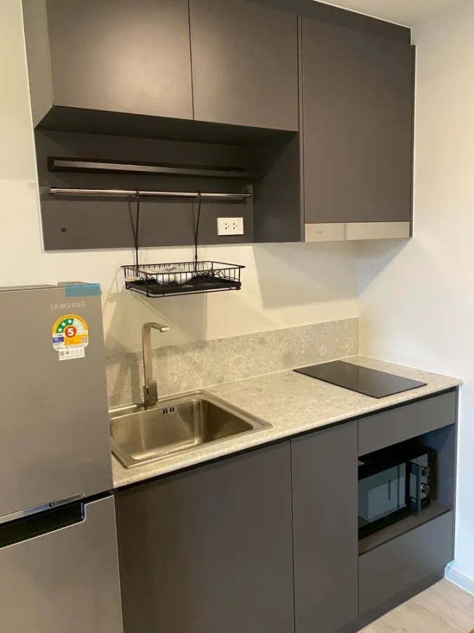 For sale or rent: QUINTARA MHy'GEN RATCHADA - HUAI KHWANG, a nice room, good location, convenient transportation, hurry and reserve now.