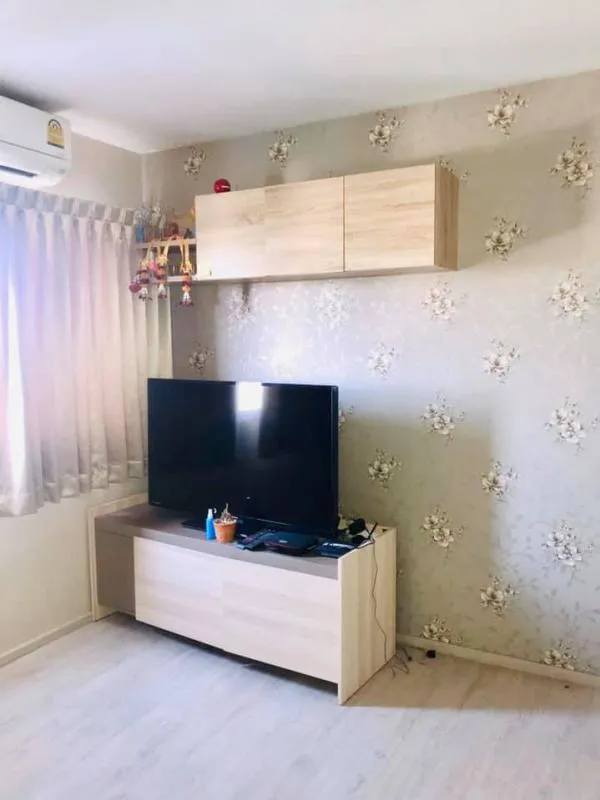 **For rent Plum Condo Park Rangsit** อยู่กับเพื่อนได้สบายหารกันแล้วราคาถูกมาก ติดวอลทั้งห้อง