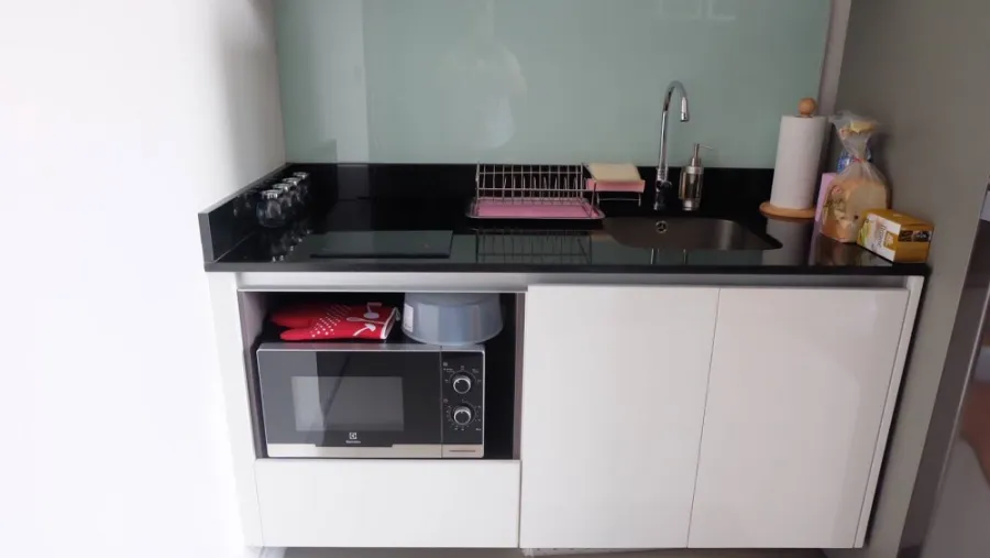For rent Quinn Condo, very beautiful room, full built-in Complete electrical appliances in one room Don't miss it