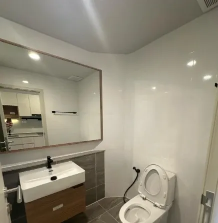 Selling an unfurnished unit at Culture Thonglor. Decorate to your liking. Great price, book now!