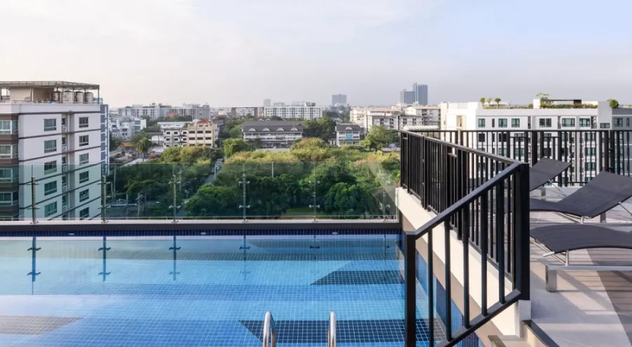 ให้เช่า คอนโด B Loft สุขุมวิท 107 ชั้น 8 ห้องกั้นเป็นสัดส่วนดีมาก ติดวอลเปเปอร์ทั้งห้อง รีบจับจองเลย