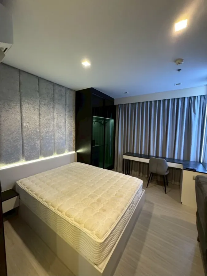 ขาย Life Asoke Rama 9 ห้องพร้อมอยู่ เฟอร์พร้อม ชั้นสูงพร้อมอยู่ จองเลย