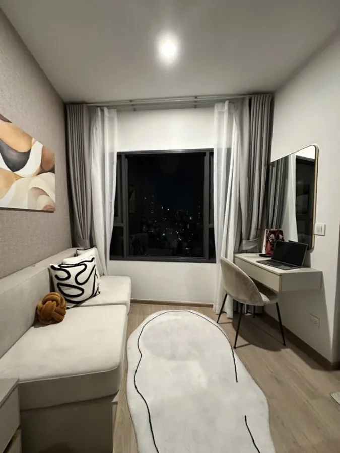 ให้เช่า Life Rama 4 - Asoke ชั้น 15 ด้านสุขุมวิท (ไม่เหม็นตลาด) ห้องสวย เฟอร์นิเจอร์ดี รีบจองให้ไว