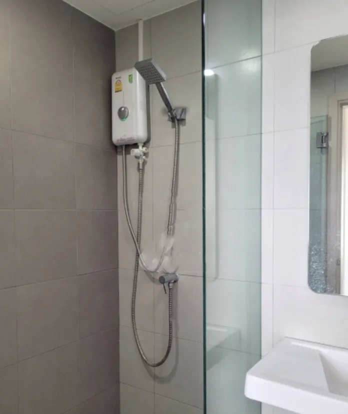 Condo for rent, Elio Sukhumvit 64, good direction room, cool weather, fully furnished room, ready to move in