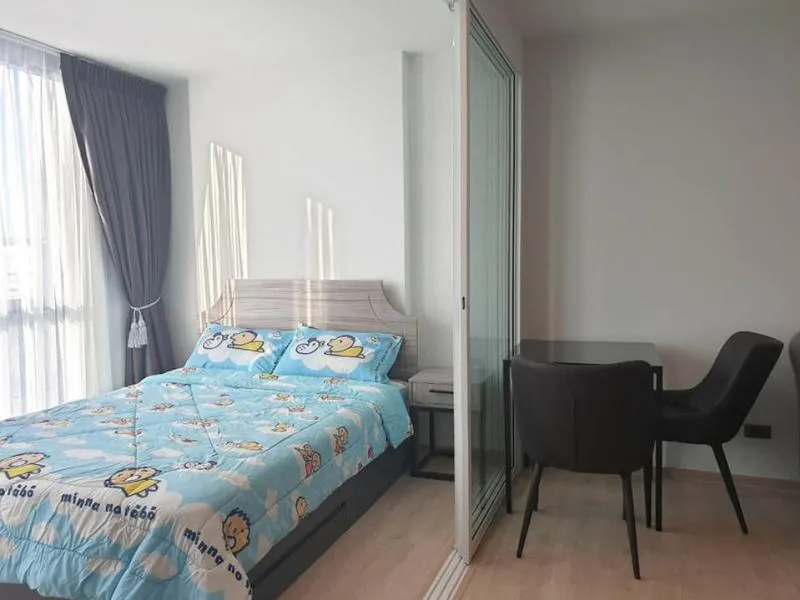For rent!! Premio Quinto Condo, 8th floor, Building A, beautiful, luxurious, looks expensive, fully furnished. Ready to move in, don't miss it!!