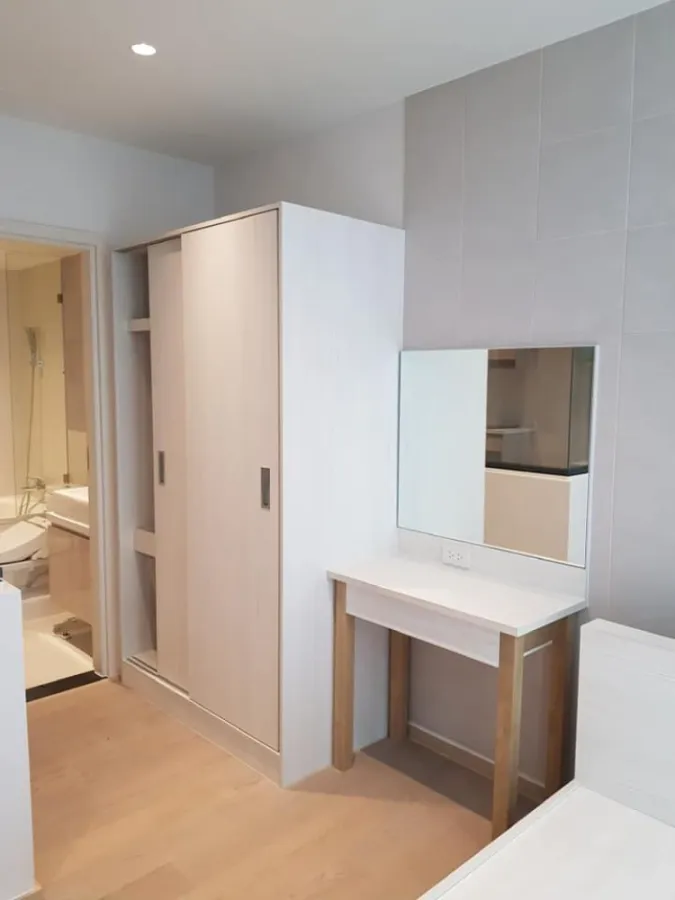 Sell / rent Condo Runesu Thonglor 5, 5th floor, pool view, ready to move in, good price, don't miss it!!
