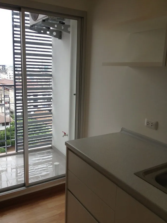 Condo for rent, The Trust Residence Pinklao (Borommaratchachonnani), fully furnished, if you miss it, you will regret it!!