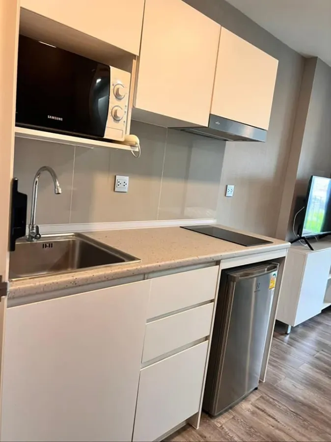 Condo for rent, Atmoz Chaengwattana, beautifully decorated, fully furnished, very attractive price, hurry to reserve