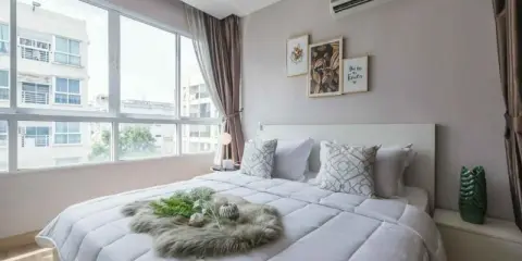 ห้องแต่งสวย ที่มีให้พร้อมทุกอย่าง จัดวางได้น่ารัก สีขาวสะอาดตา ให้เช่าHappy Condo ลาดพร้าว 101 มาจ้า