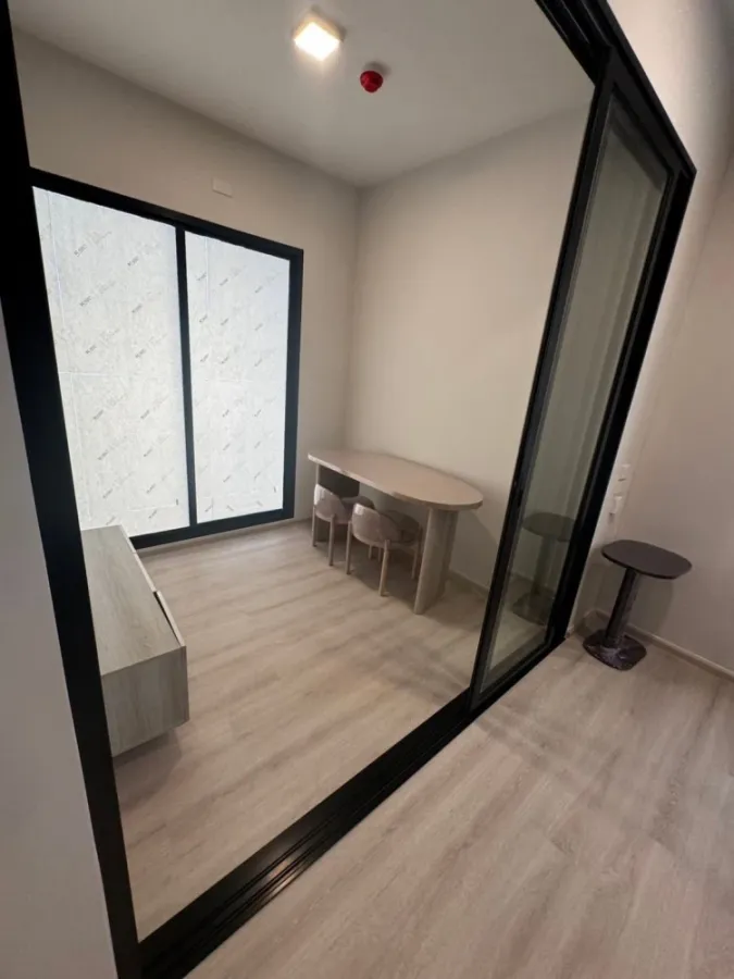 Selling down payment for COBE Ratchada Rama 9, 5th floor unit. Prime location, fully furnished. Book now!