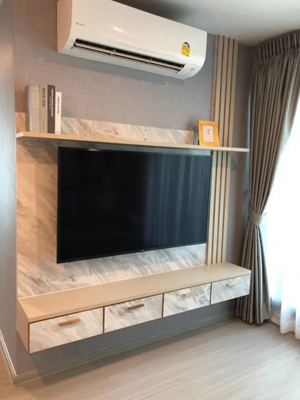 A room prepared for you will stay as a family Being with friends is perfect. Life Ladprao for rent!!