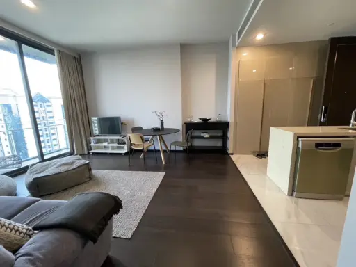 For rent!! Condo Laviq Sukhumvit 57, 18th floor, very beautiful room, very comfortable, great price, don't miss it!!
