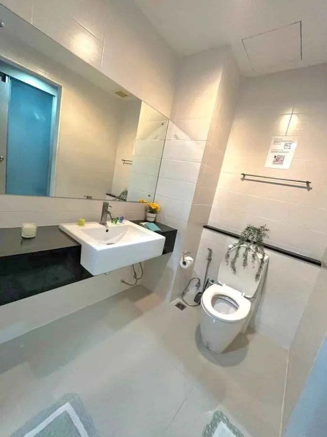 Condo for sale, rent, Ideo Ratchada - Huai Khwang, fully furnished, near BTS, golden location, book now!!