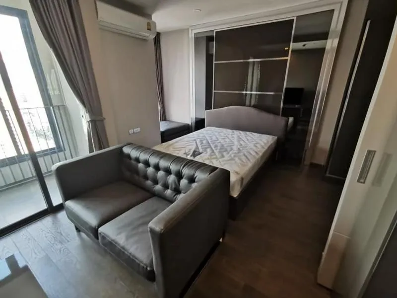 ลิฟท์ส่วนตัวส่งตรงถึงห้องพัก ตกแต่ง​ full​ furniture​ ขาย/ให้เช่า ideo Q ราชเทวี