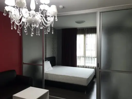 For rent urgently!! Campus Resort Bangna condo, good location, near Abac Bangna University, hurry and book now!!