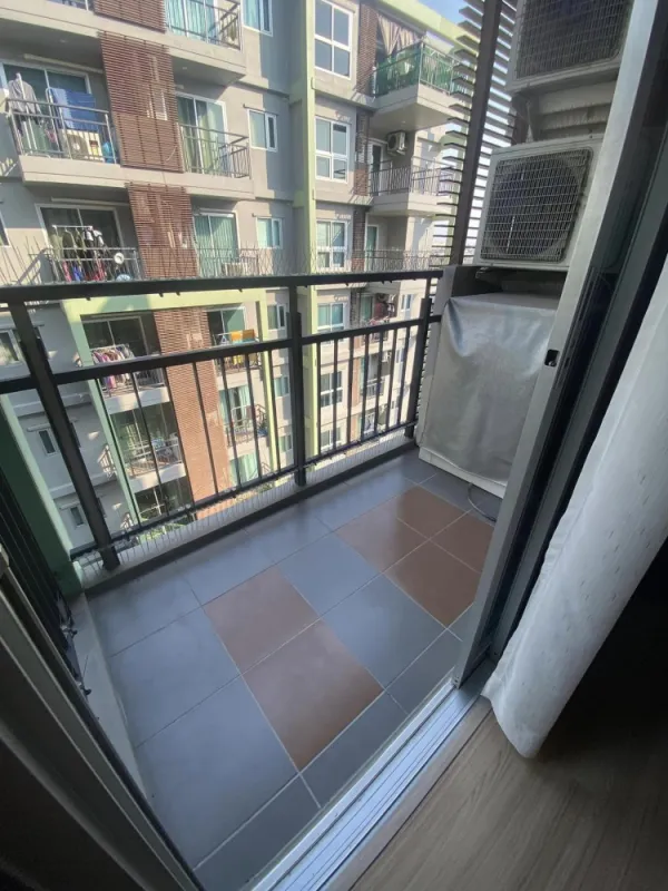 ให้เช่า The Escape Condominium ชั้น 6 วิวสระ สิ่งอำนวยความสะดวกมากมาย อยู่แล้วสบายใจ ย้ายเข้าอยู่เลย