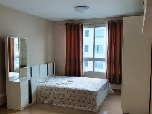 Sale Plum Condo Phahon Yothin 89, high floor, good condition. Plus, the room is beautiful, clean, very pleasant. Book and you won't be disappointed. U images