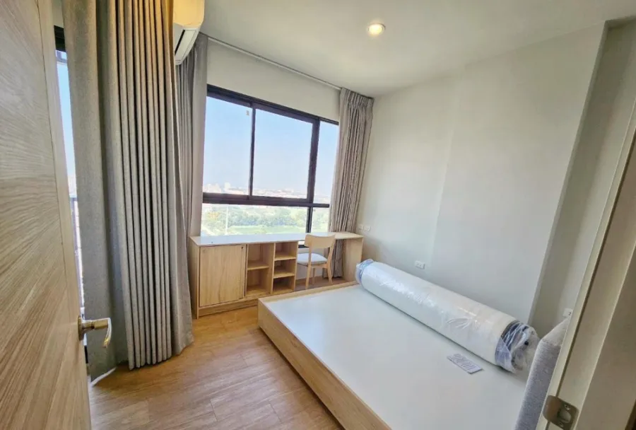 For sale: Common TU, 18th floor, great view, nice decorated room, minimalist, very minimalist, just come and move in.