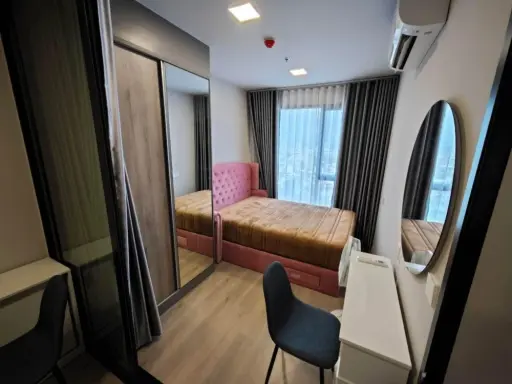 Condo for rent: The Privacy Taopoon Interchange The room is ready Complete facilities Don't wait, book now.