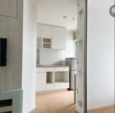 Condo for sale, Lumpini Place, Srinakarin-Huamark Station, private partition room Fully furnished, ready to move in, book now.