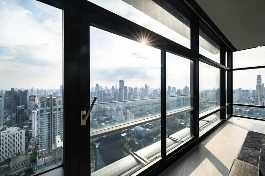 Sale Circle 2 Living Prototype ชั้นสูง วิวพาโนราม่า สวยสุดๆ ตกแต่งเรียบหรู น่าอยู่ ดีแบบนี้ห้ามพลาด