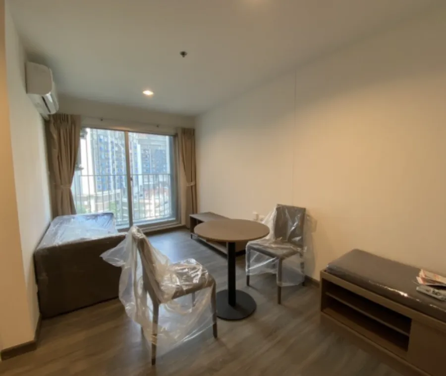 Sell/Rent Condo The Trust @ BTS Erawan, 9th floor, north, good wind, garden view, near BTS, don't miss it!!
