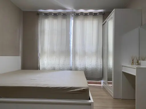 For rent, Plum Condo, Phahonyothin 89, 6th floor, fully furnished, ready to move in. If interested, hurry and reserve now. Don't miss it.