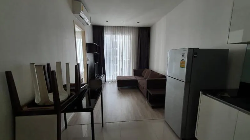 For Rent Quinn Condominium, 300 meters from MRT Sutthisan, new room, clean, beautiful, ready to move in. Don't miss it!!