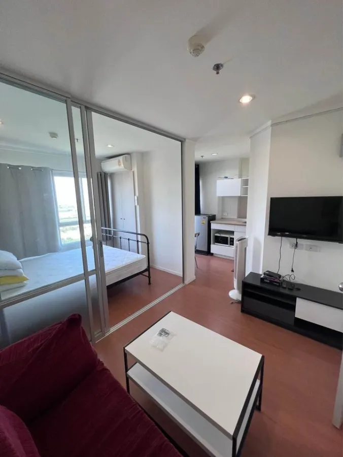 For rent: Lumpini Park Rattanathibet - Ngamwongwan, separate room, complete with electrical appliances. Don't miss it.