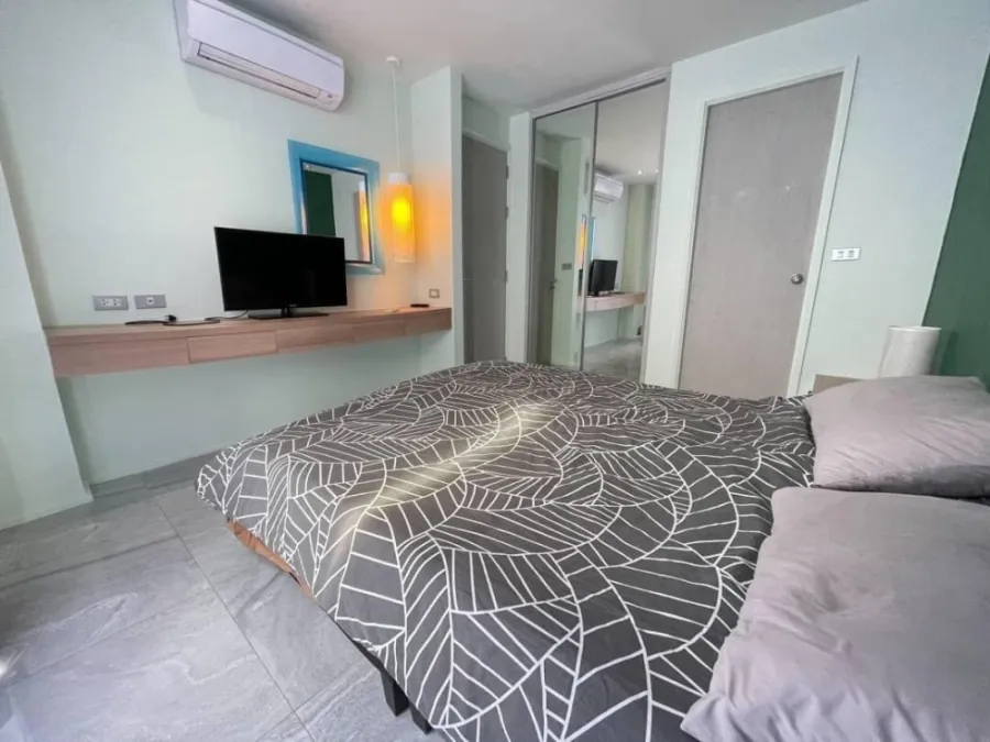 ให้เช่า Atlantis Condo Resort Pattaya วิวเมืองสวยๆ ห้องแต่งน่าอยู่ โซฟาหนานุ่มนั่งสบายสุดๆ จองเลย