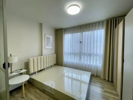 For rent: Dcondo Onnut Rama 9, 3rd floor, nice room, fully furnished. If interested, hurry and reserve now. Don't miss out!