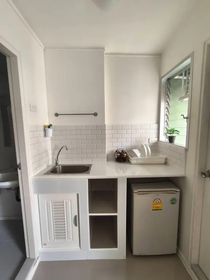 For rent: Lumpini Condo Town, Chonburi - Sukhumvit, Building B4, 6th floor, good location, garden view, not hot afternoon sun, complete electrical app