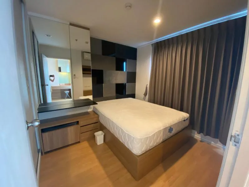 Condo for rent, Lumpini Place Srinakarin-Huamark Station, very beautiful room, full furniture, beautiful view, urgent room like this.