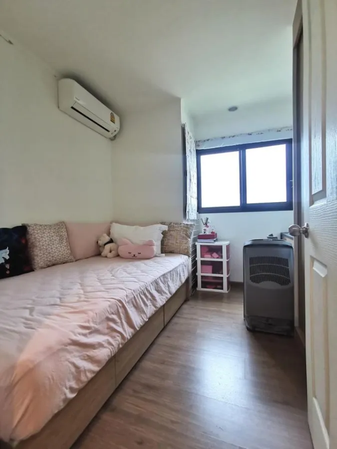 Condo for sale U Delight residence riverfront with fully furnished. See beautiful fireworks from every angle during the New Year. Book now.