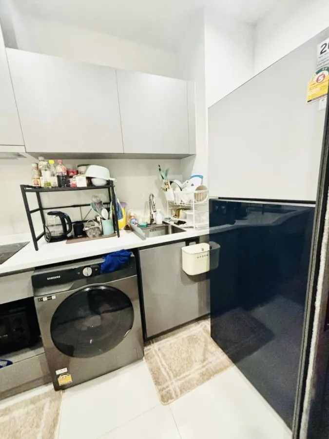 For rent Life Asoke Hype ห้องแต่งน่าอยู่ บิวอิ้นตู้เสื้อผ้าใหญ่ ที่เก็บของจุกๆ คุณต้องไม่ควรพลาด