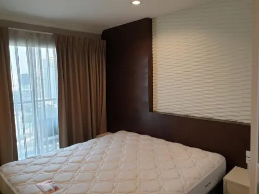 For rent Lumpini Place Rama 9 - Ratchada, this room has a very big view. Two-tone dressing room, built-in, moved, don't wait. images