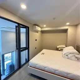 Rent condo Cooper Siam