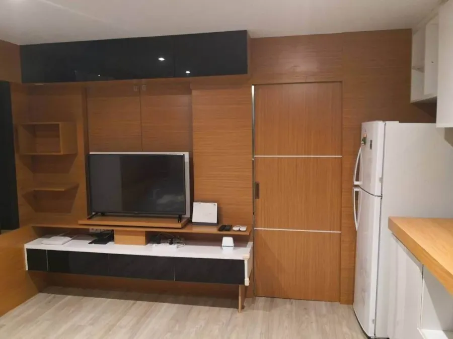 For sale/rent: Ratchada City Condo. Nice unit, fully furnished, affordable price. Just bring your belongings and move in!