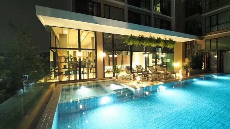 ให้เช่า Brown Condo HuaiKwang บอกเลยห้องนี้โดน เฟอร์ครบ เตียงสวยน่านอนเวอร์