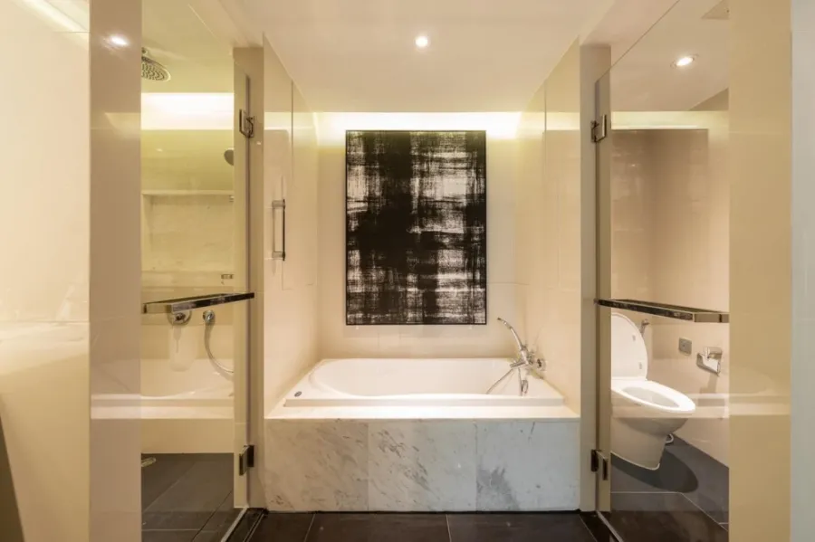 Condo for rent, The Private Residence Ratchadamri, spacious room, comfortable, convenient transportation, fully furnished, book now!