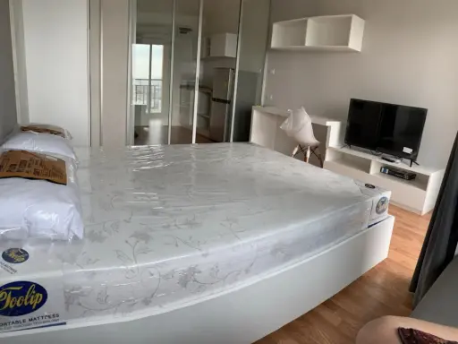 Urgent sale, Condo Lumpini Ville Phatthanakan-Srinakarin. The room is ready to move in, complete here, just come and move in.