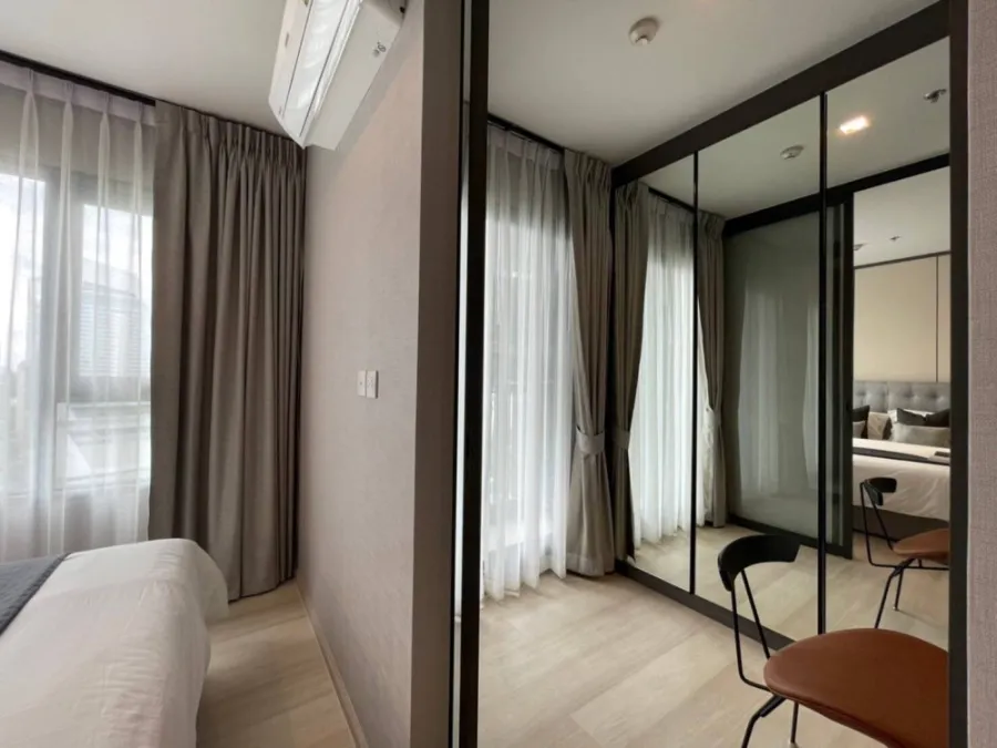 For rent!! Condo Life One Wireless, 30th floor, new room, fully furnished, ready to move in. Hurry up to reserve!!