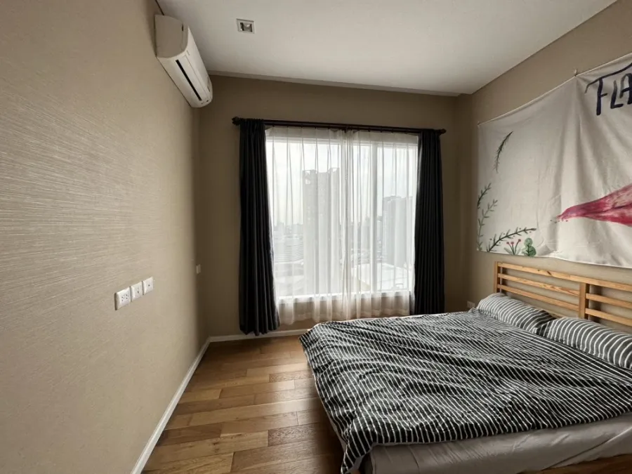 ให้เช่า The Saint Residence ชั้น 29 วิวเมืองแจ่ม ห้องตกแต่งน่าอยู่ ติดวอลเปเปอร์ทั้งห้อง รีบจองด่วนๆ