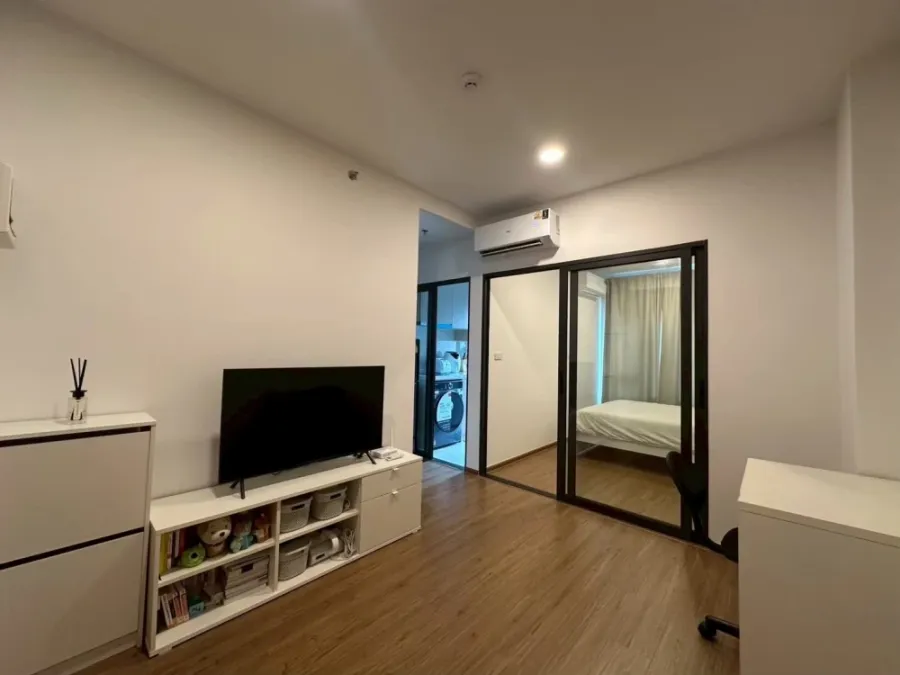 ขาย The Livin Ramkhamhaeng 1 ห้องนอน 1 ห้องน้ำ เฟอร์นิเจอร์ครบครัน ดีแบบนี้ห้ามพลาด