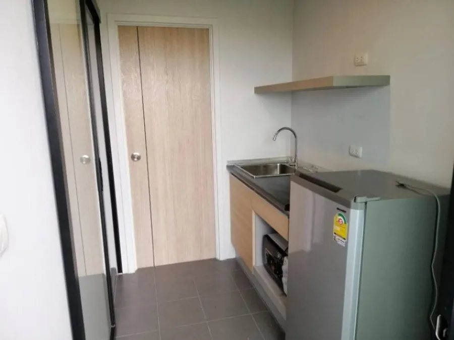 For sale, for rent, ready to move in, The Excel Khu Khot, ready to move in immediately. Built-in furniture, fully decorated, can't miss it.