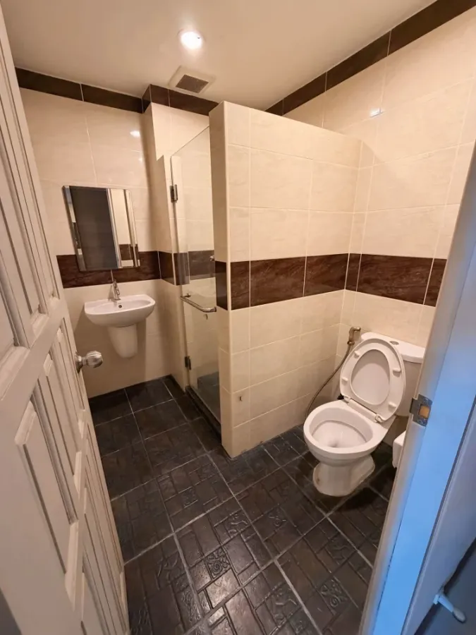 Country Ville Resort Condominium for rent. Corner unit offering privacy. Fully furnished. Book now!