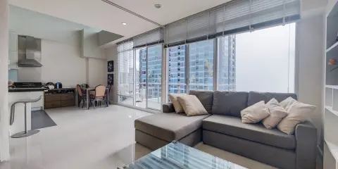ขาย Trendy Condominium Pen House กว้างขวาง ตกแต่งเรียบง่าย น่าอยู่ ดีแบบนี้รีบจับจองเลยจ้า