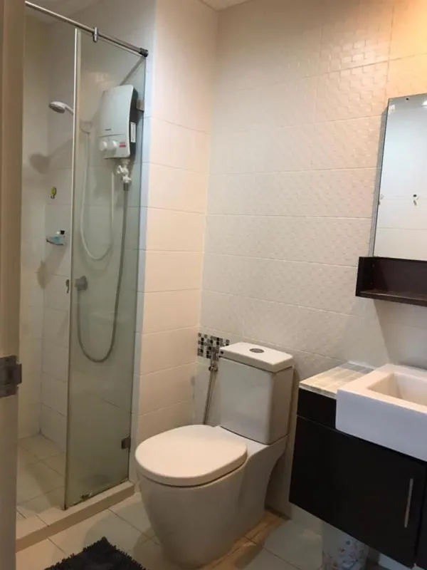 ห้องสวยๆ ราคาโดนๆ ทำเลสุดแจ่ม ห้ามพลาดห้องนี้ ให้เช่า เดอะ มาร์ค รัชดา – แอร์พอร์ตลิ้งค์ จองด่วน!!!