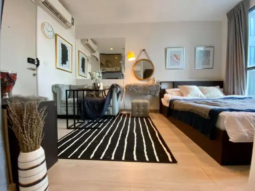 Condo for rent, Ideo Mobi Sathorn-Taksin, beautiful room, luxurious look, low price, pool view Very worthwhile. Hurry up to reserve.